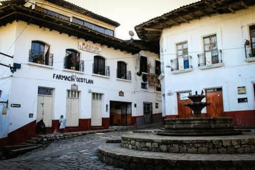 Posada La Plazuela คูเอตซาลันเดลโปรเกรโซ ภายนอก รูปภาพ